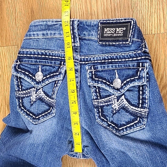 MISS ME VINTAGE JEANS SHORTS WOMEN'S 28x19 BLUE IRENE CAPRI DISTRESSED DENIM - Picture 2 of 8